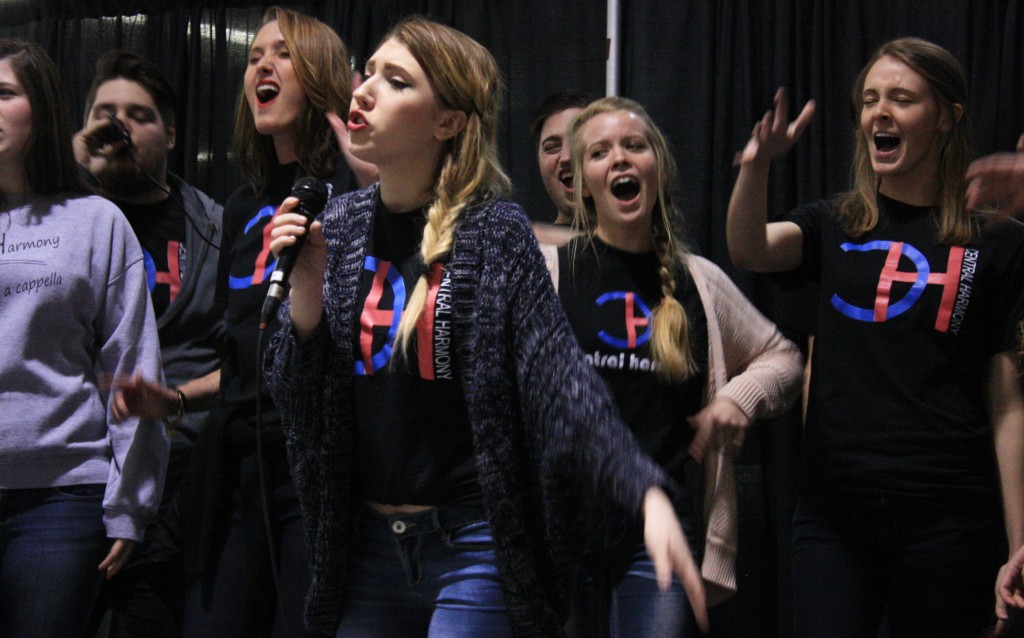 CMU’s a capella group, Central Harmony, sings to a crowd of guests with covers of songs such as “Brave” by Sara Bareillies at Up All Night. (Photo I Erica Benham)