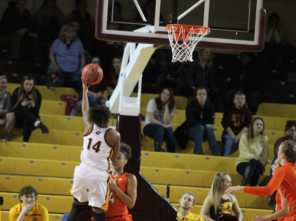 Guard Amani Corley (14) drives to the basket in the second quarter against Bowling Green at McGurick Arena on the campus of Central Michigan University on Feb. 6, 2016.